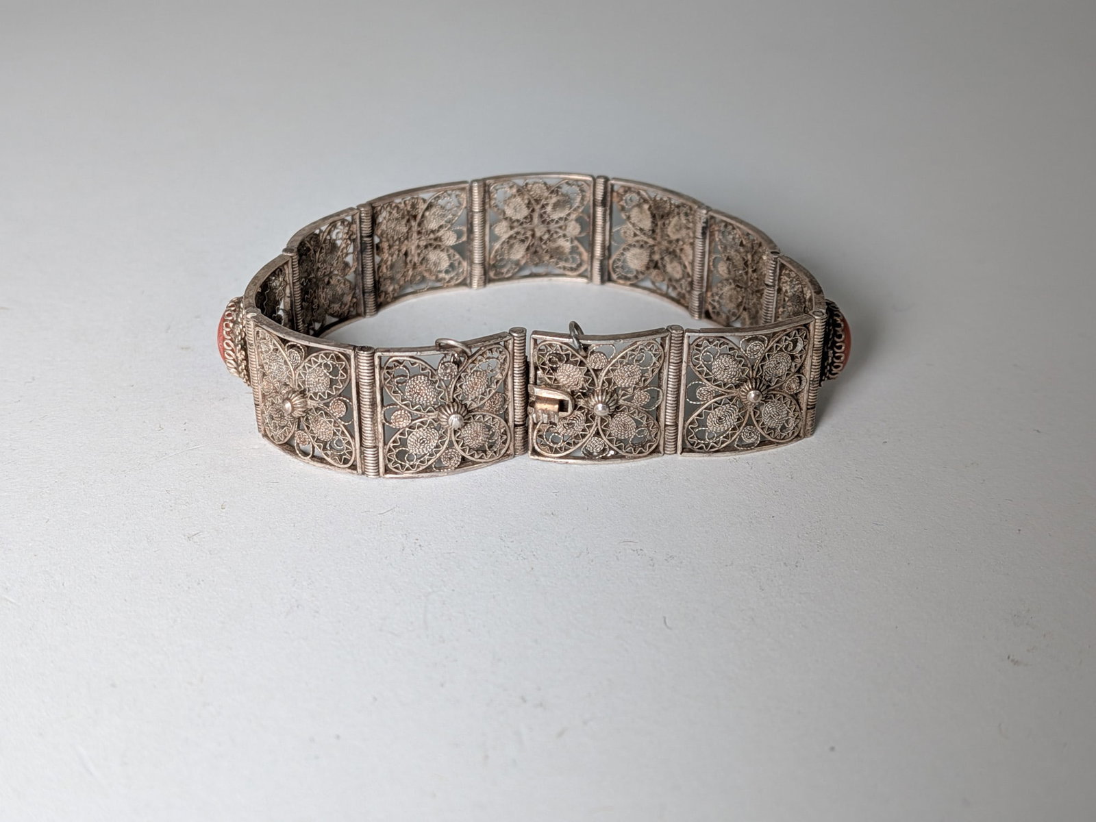 Vintage Silver Filigree Link Bracelet with Cabochon Stones - 4