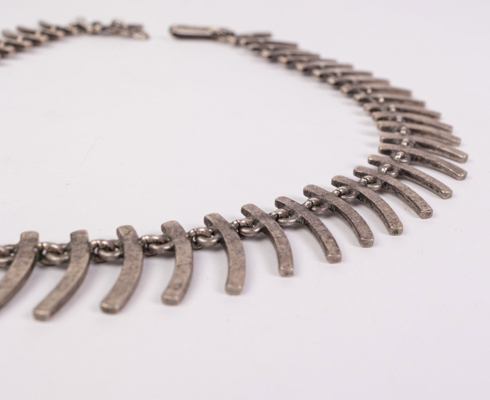 Vintage Sterling Silver Articulated Skeletal Motif Necklace - 3