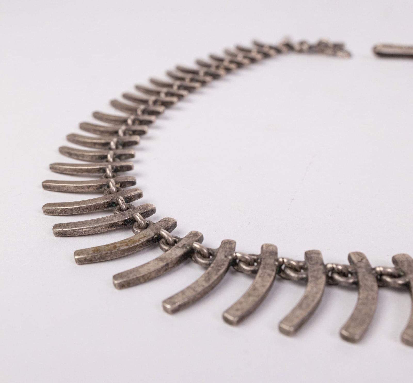 Vintage Sterling Silver Articulated Skeletal Motif Necklace - 4