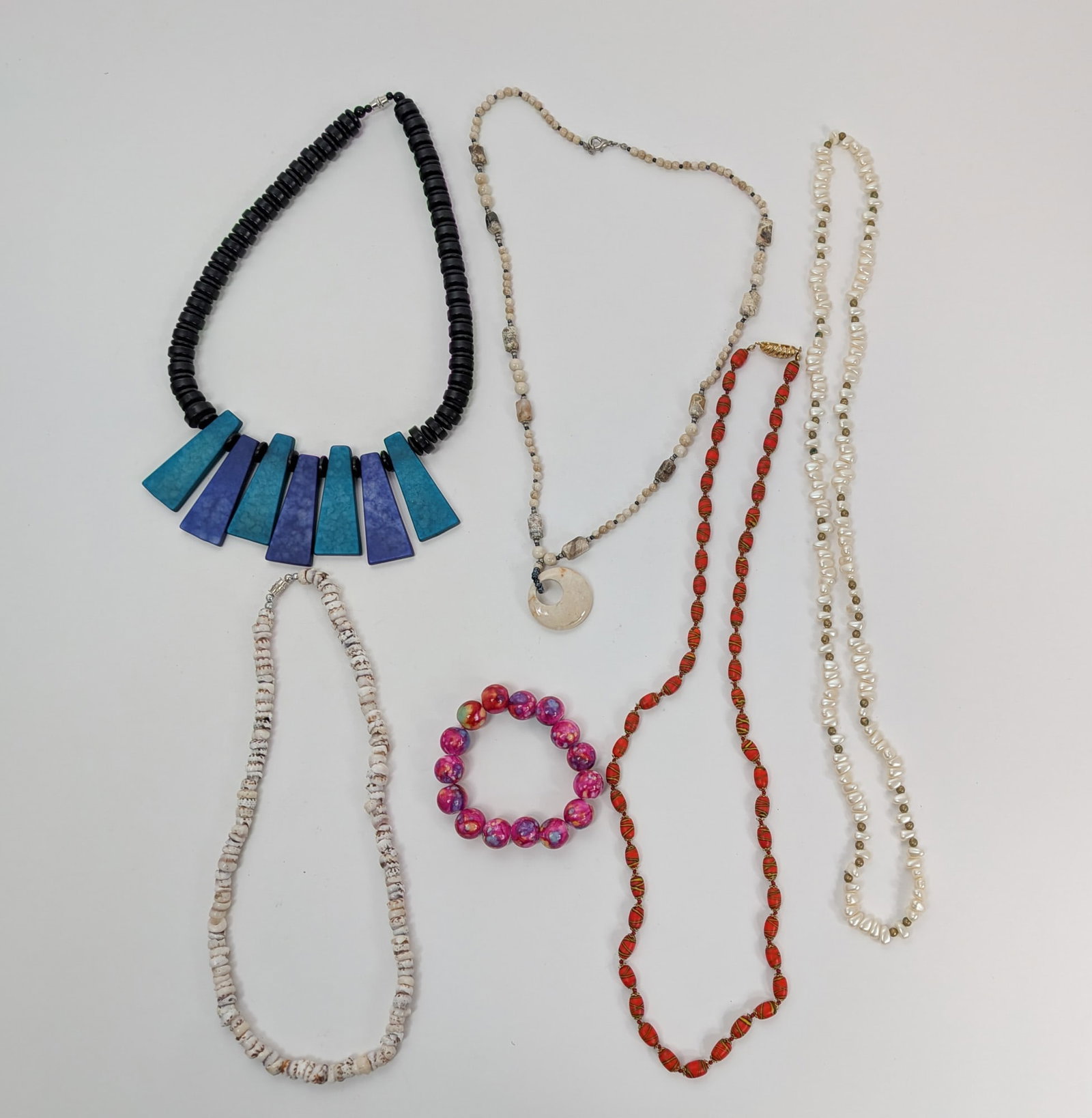 Assortment of Costume Jewelry Necklaces and Bracelet (1 of 1)