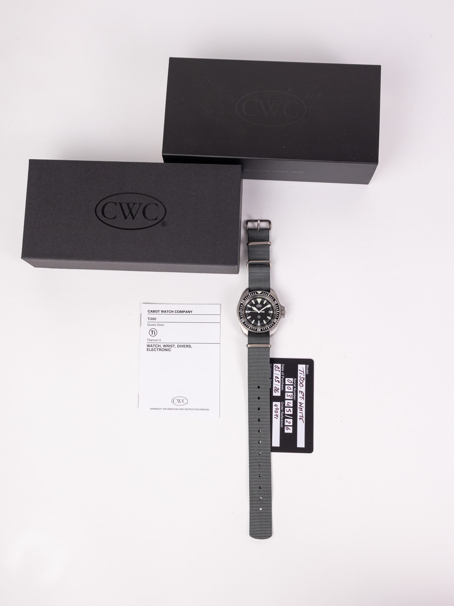 CWC Ti300 Titanium 5 Quartz Diver's Watch - 2