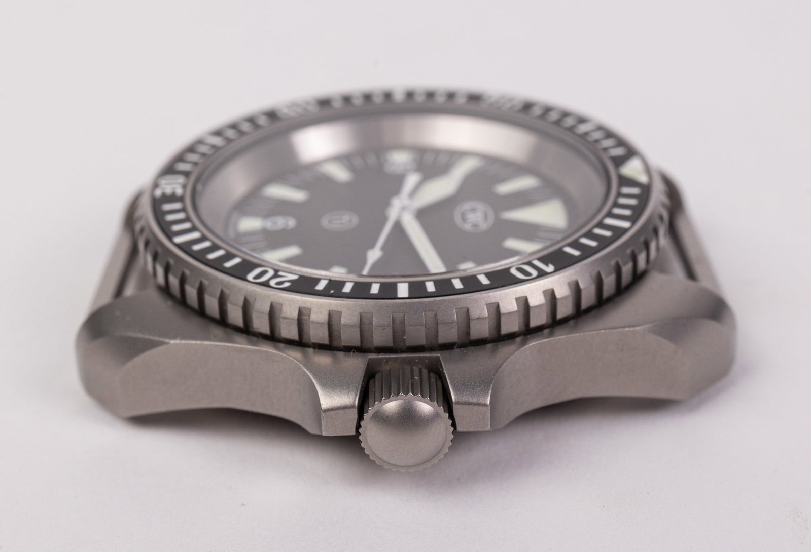 CWC Ti300 Titanium 5 Quartz Diver's Watch - 5
