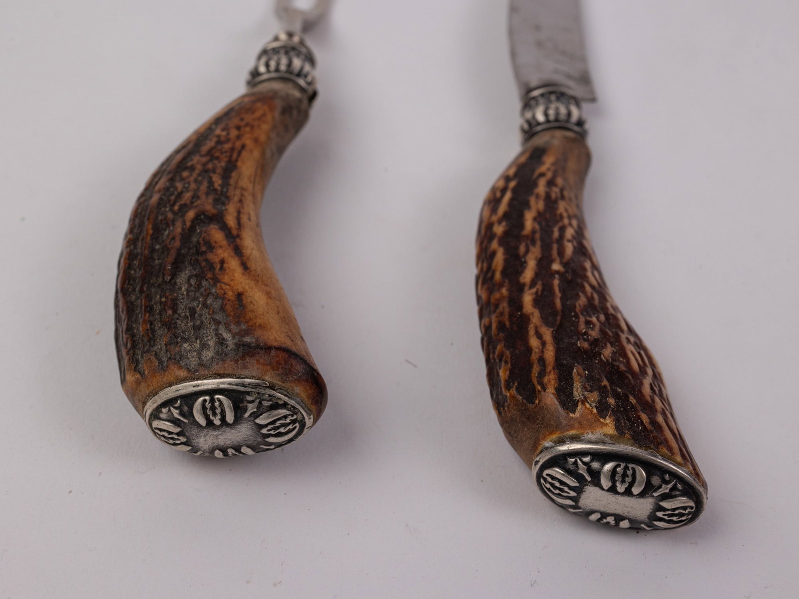 Antique Two-Piece Winchester Sterling & Antler Stag Carving Set - 4