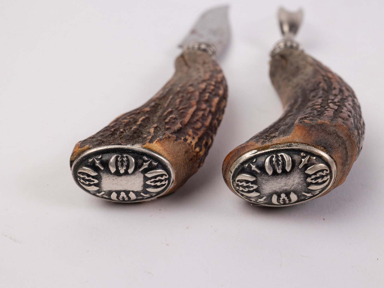 Antique Two-Piece Winchester Sterling & Antler Stag Carving Set - 7