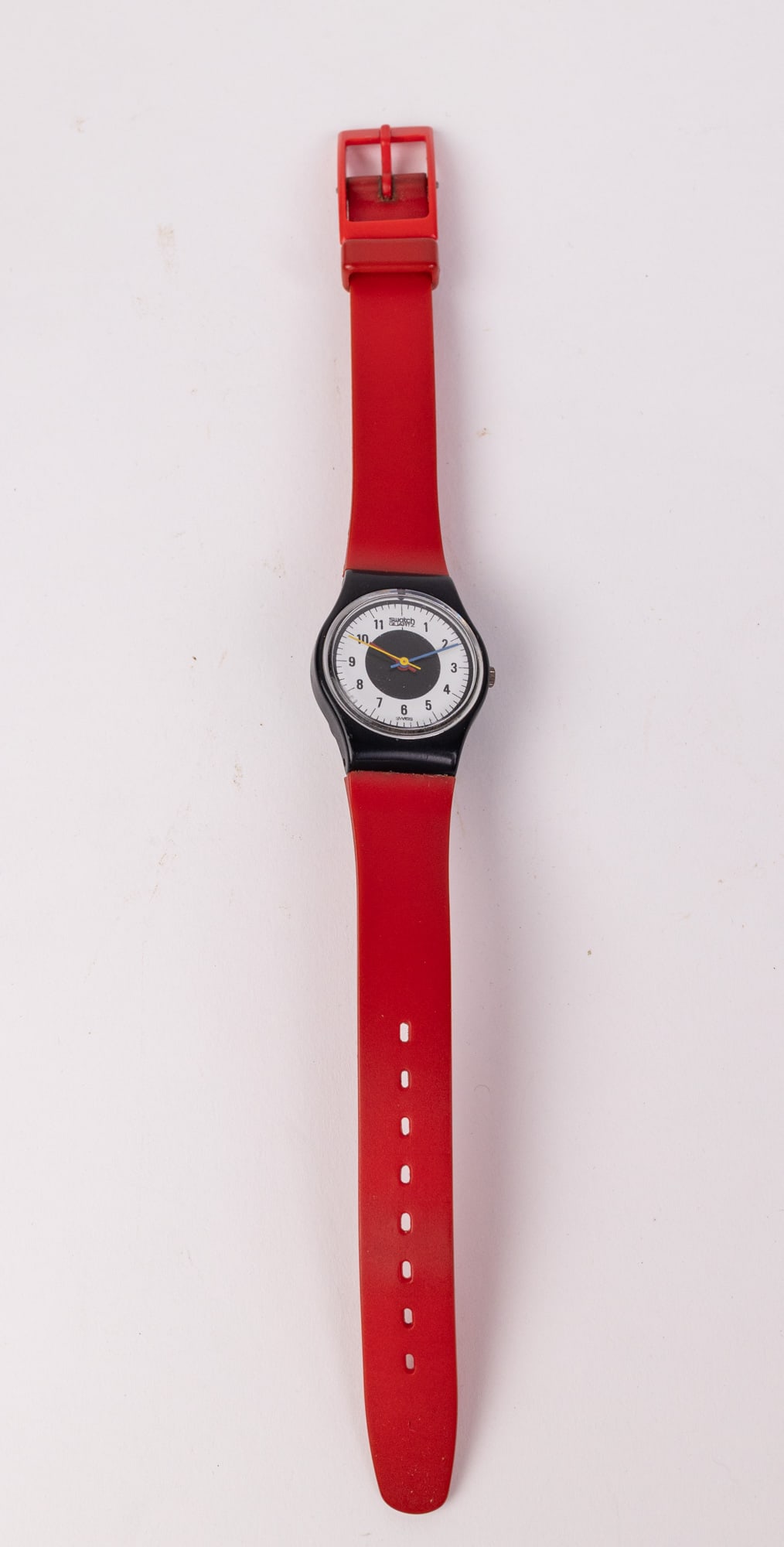 Vintage 80's SWATCH "Chrono Tech" Swiss Watch: Vintage 80's SWATCH "Chrono Tech" Swiss Watch Literature Brooks Auction – Online Auction Terms & Conditions Contact: (856) 694-2960 | info@brooks.auction READ BEFORE YOU BID: We want you to
