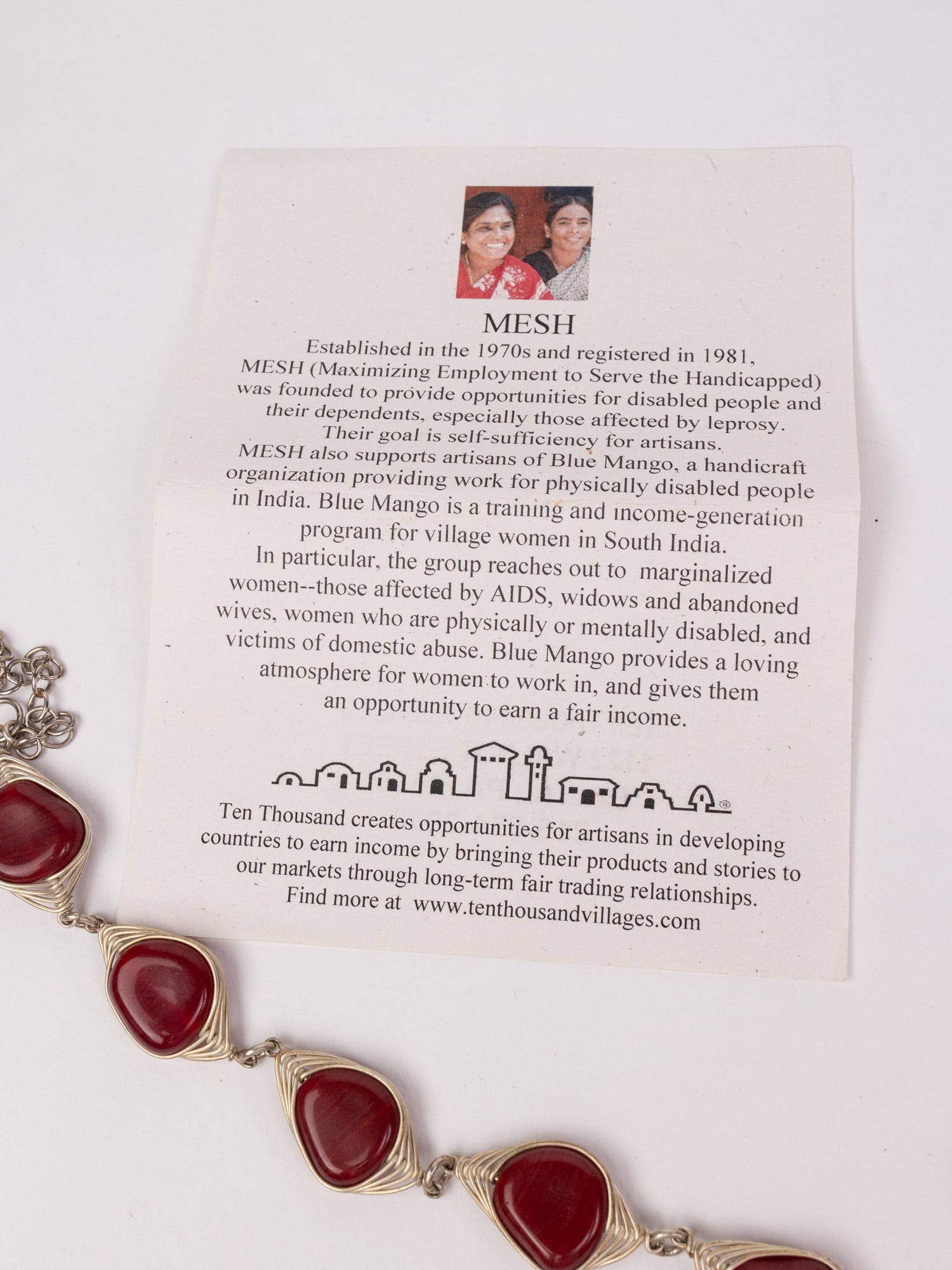 Rapt Heart Red Stone Necklace and Earrings Set - 4