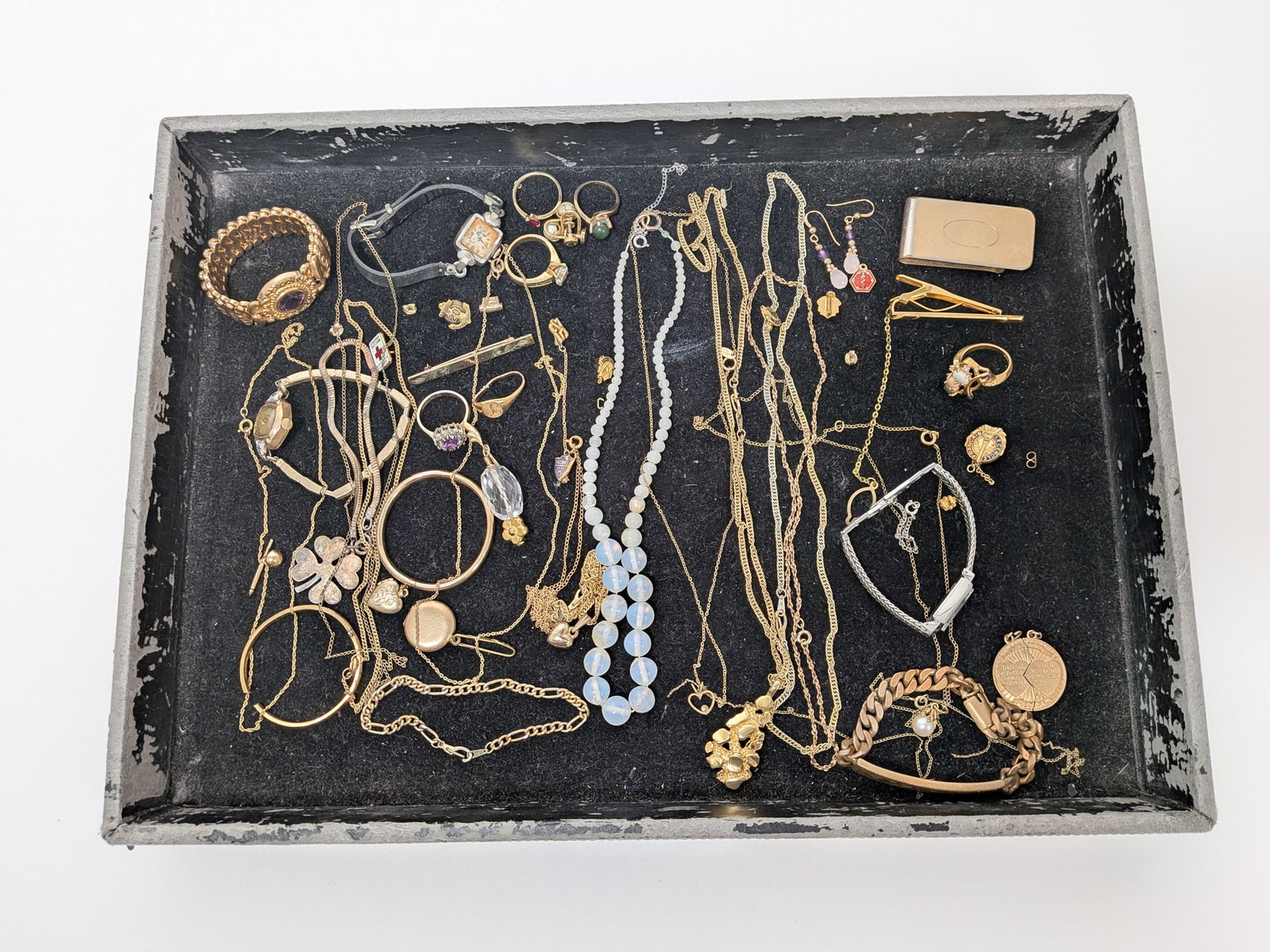 Large Assortment of Marked Gold Filled and Gold Plated Jewelry: Large Assortment of Marked Gold Filled and Gold Plated Jewelry Literature Brooks Auction – Online Auction Terms & Conditions Contact: (856) 694-2960 | info@brooks.auction READ BEFORE YOU BID: We