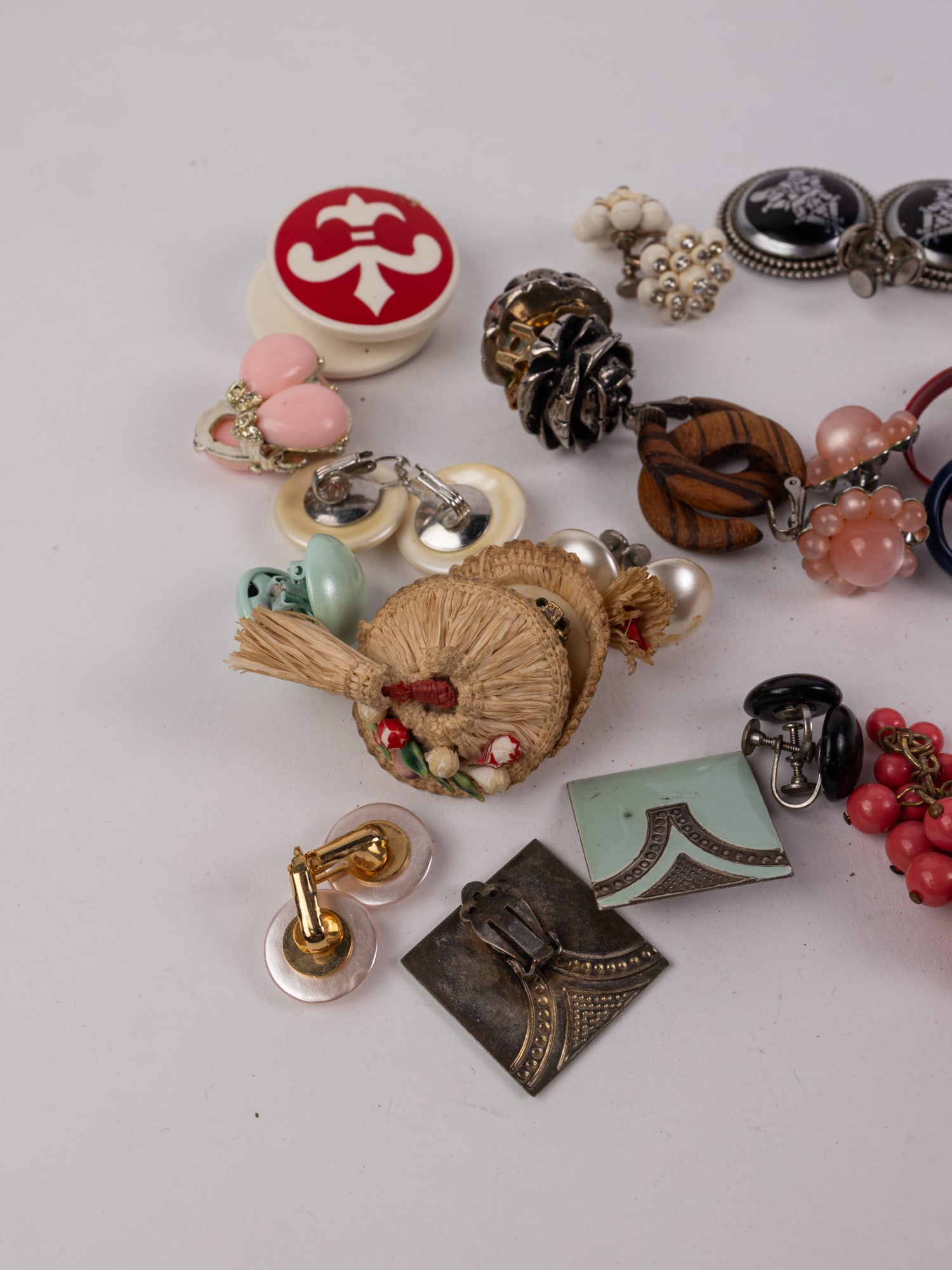 Assortment of Mid Century Clip-On and Screw-Back Earring Pairs - 3