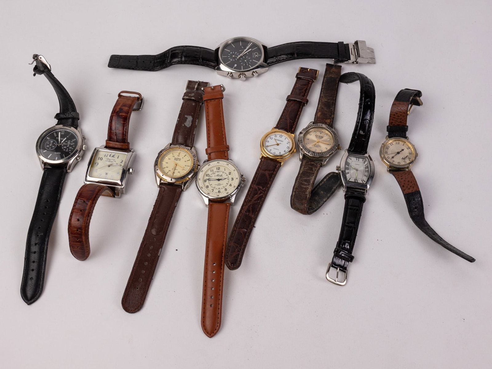 Assorted Leather Strap Wristwatches: Assorted Leather Strap Wristwatches Literature Brooks Auction – Online Auction Terms & Conditions Contact: (856) 694-2960 | info@brooks.auction READ BEFORE YOU BID: We want you to feel