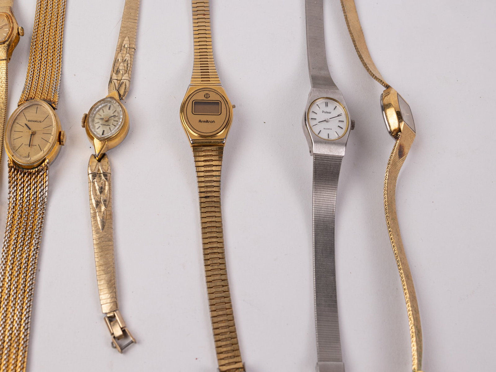 Assortment of Wrist Watches ft. Seiko and Gold Filled - 3