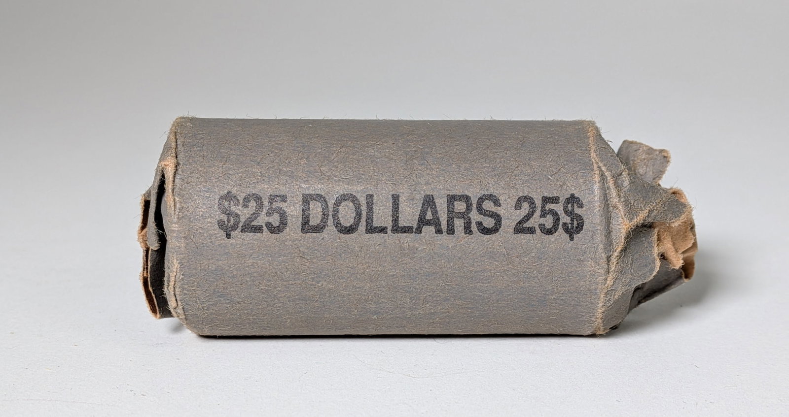 Roll of Twenty-Five Sacagawea Dollar Coins: Roll of Twenty-Five Sacagawea Dollar Coins Literature Brooks Auction – Online Auction Terms & Conditions Contact: (856) 694-2960 | info@brooks.auction READ BEFORE YOU BID: We want you to feel