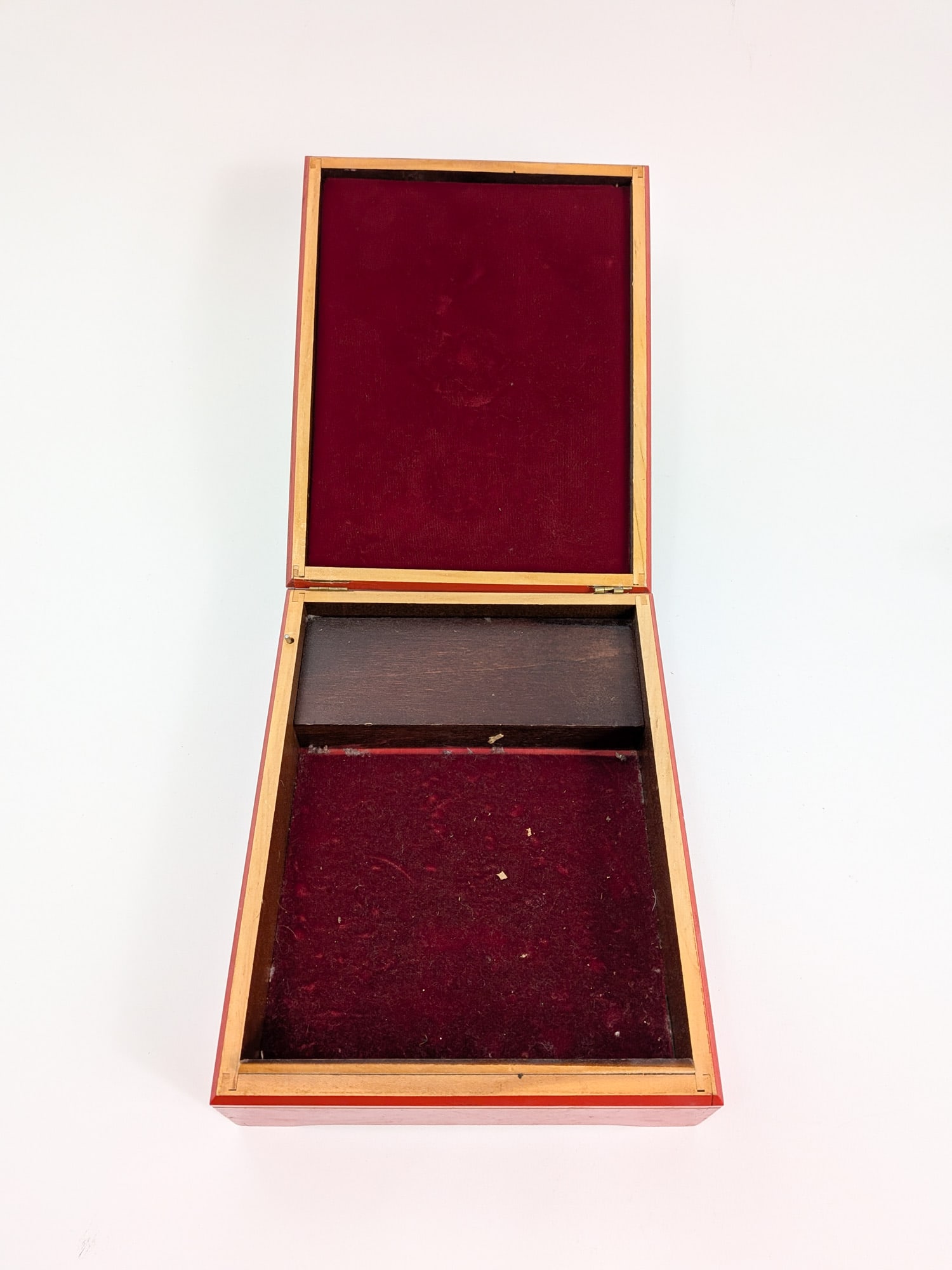 Vintage M.I. Hummel Reuge Musical Jewelry Box - 2