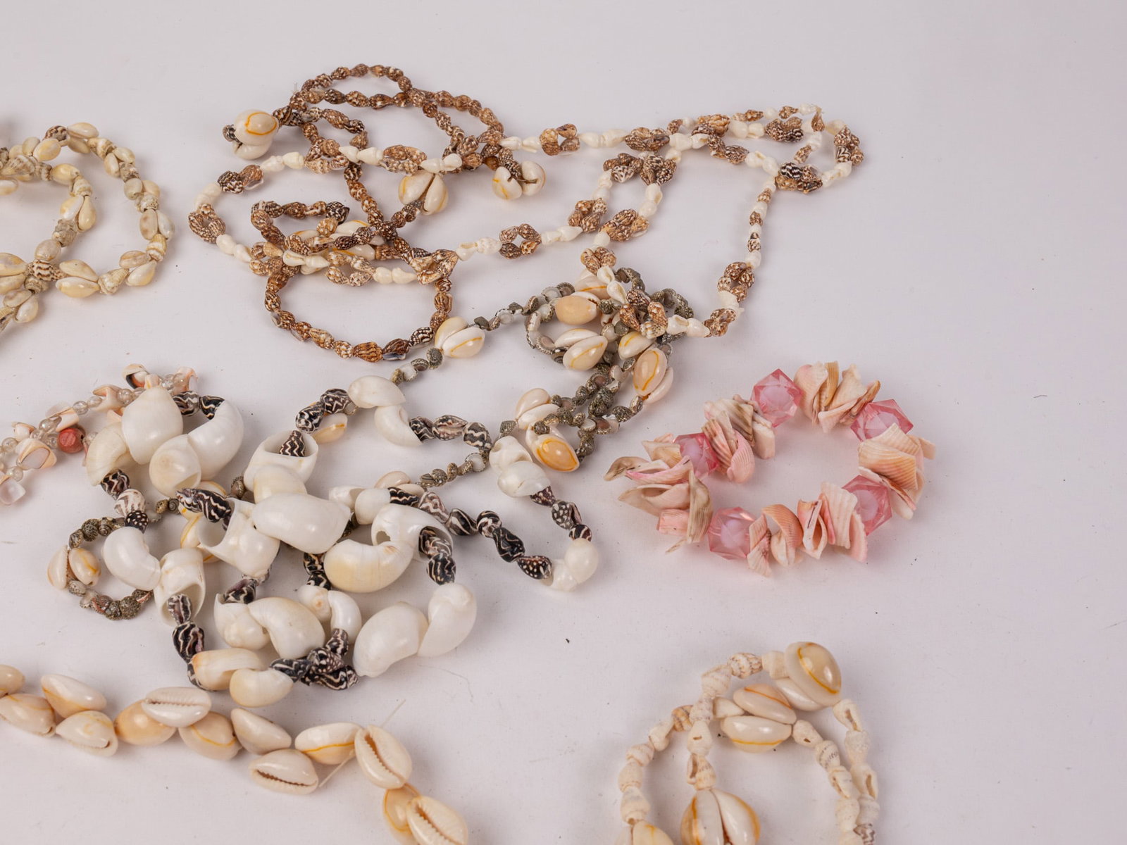 Assortment of Vintage Shell Necklaces - 3