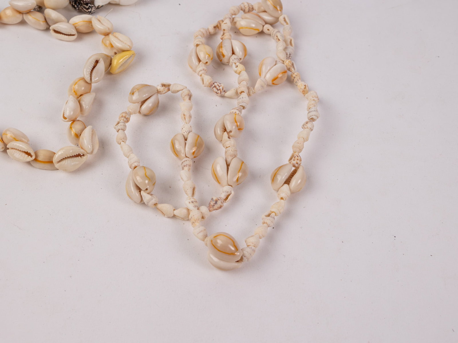 Assortment of Vintage Shell Necklaces - 5