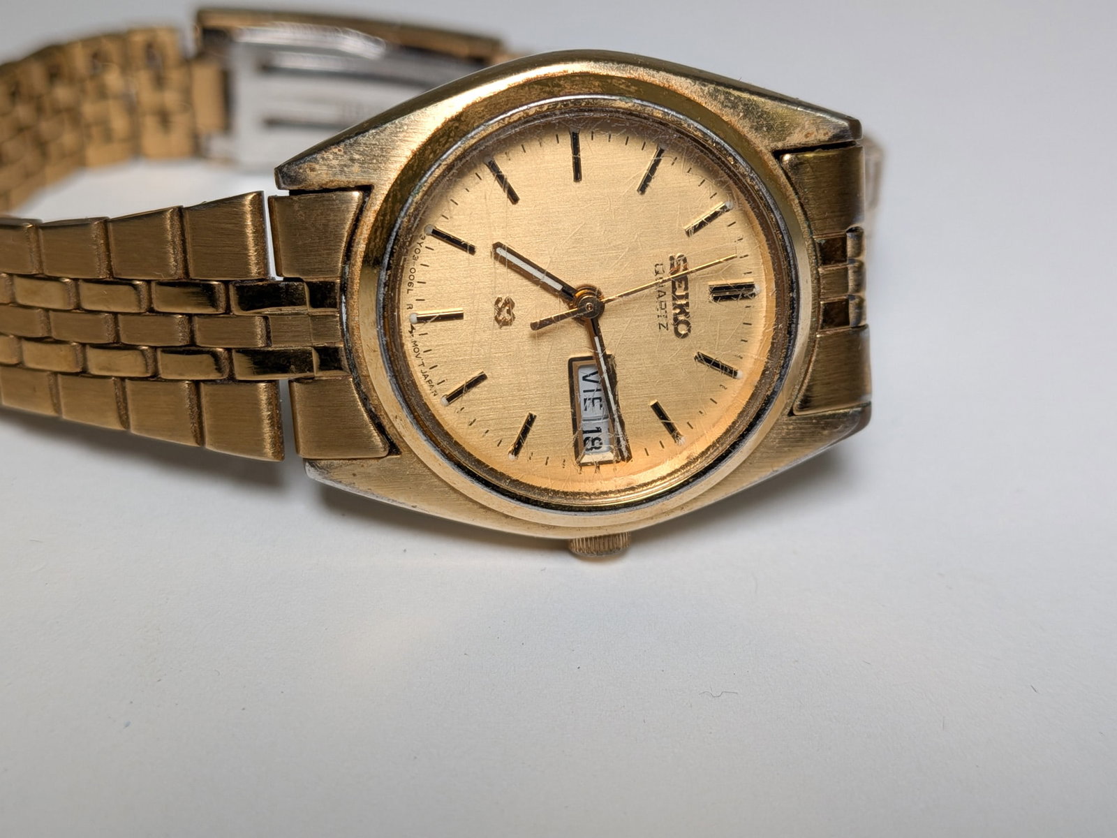 Vintage Gold-Toned Seiko SQ Women's Quartz Watch - 3