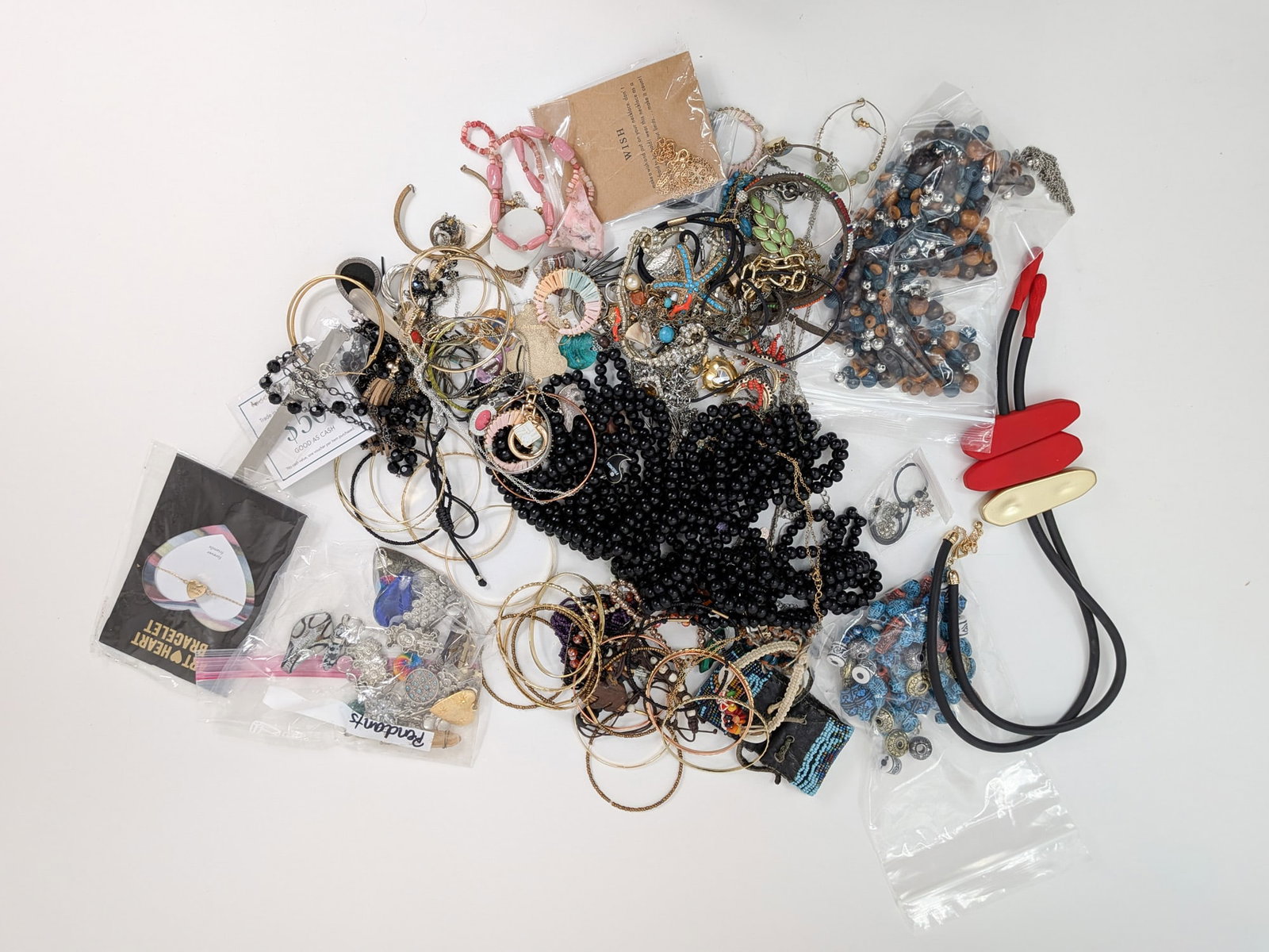 Assortment of Costume Jewelry, Beads and Bracelets (1 of 5)