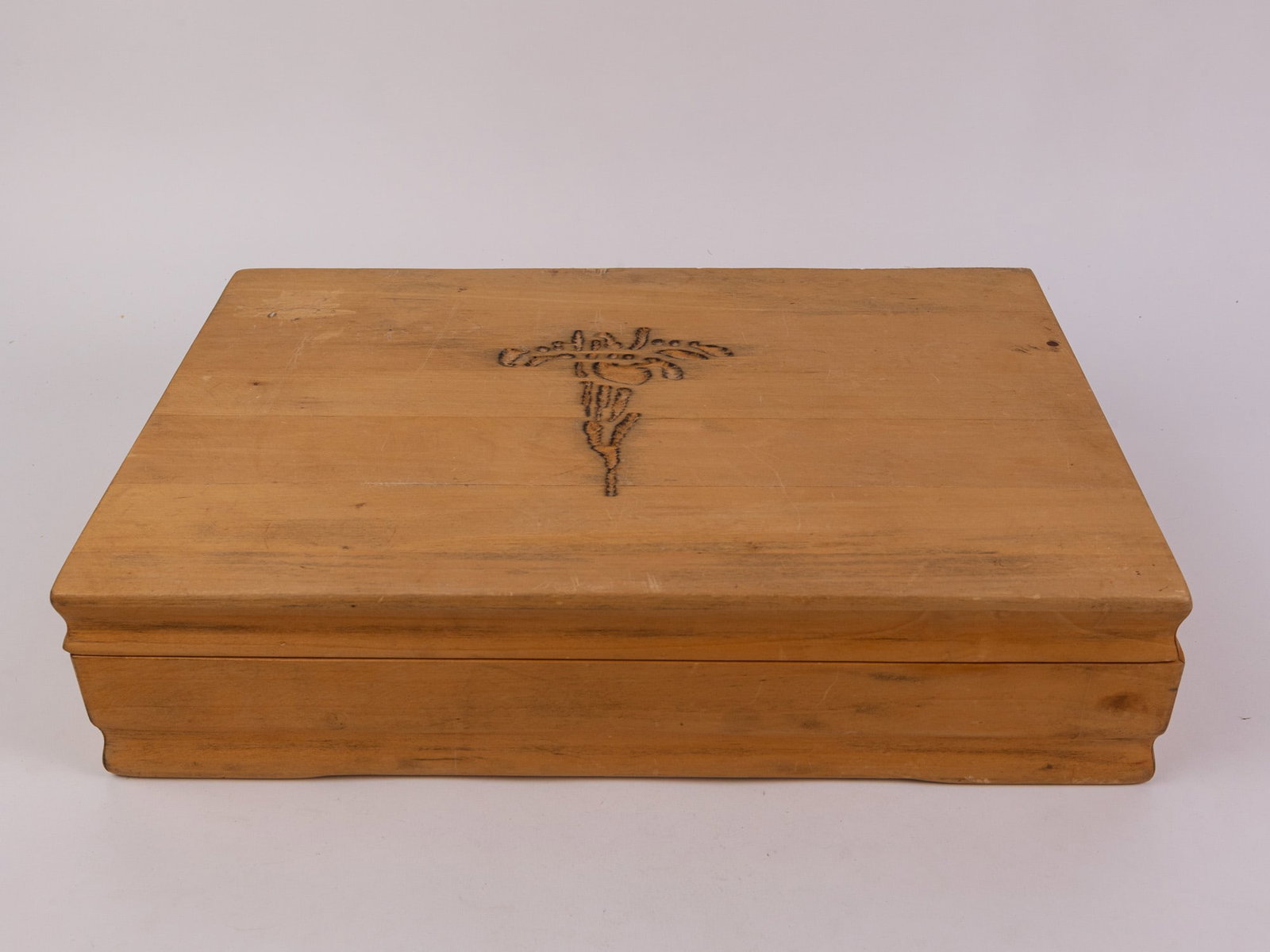 Light Wood Jewelry Box w/ Pyrographic Laser Engraved Floral Design (1 of 4)