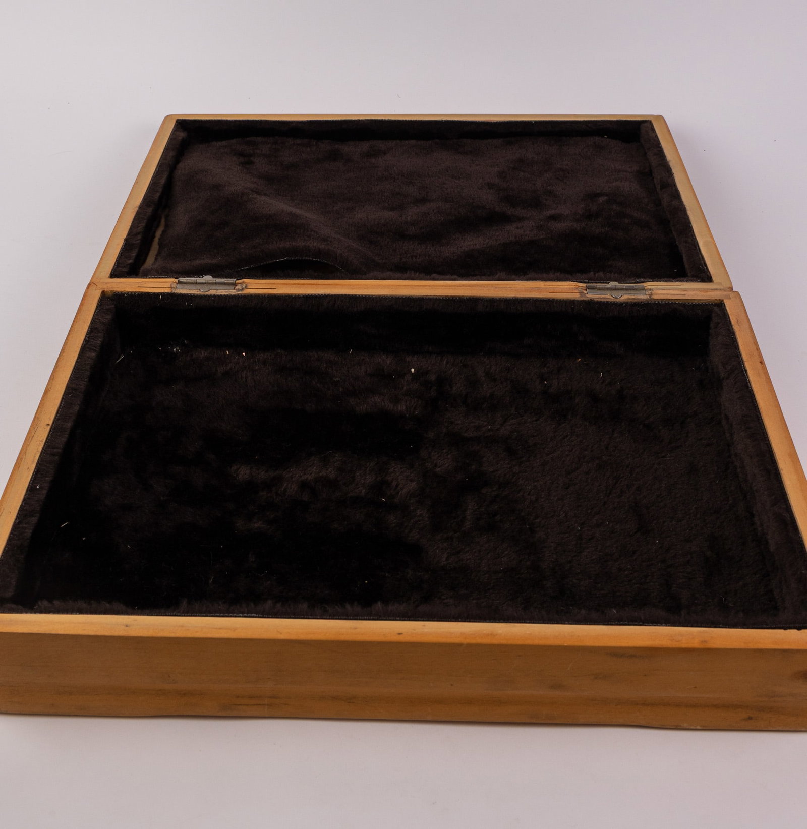 Light Wood Jewelry Box w/ Pyrographic Laser Engraved Floral Design - 4