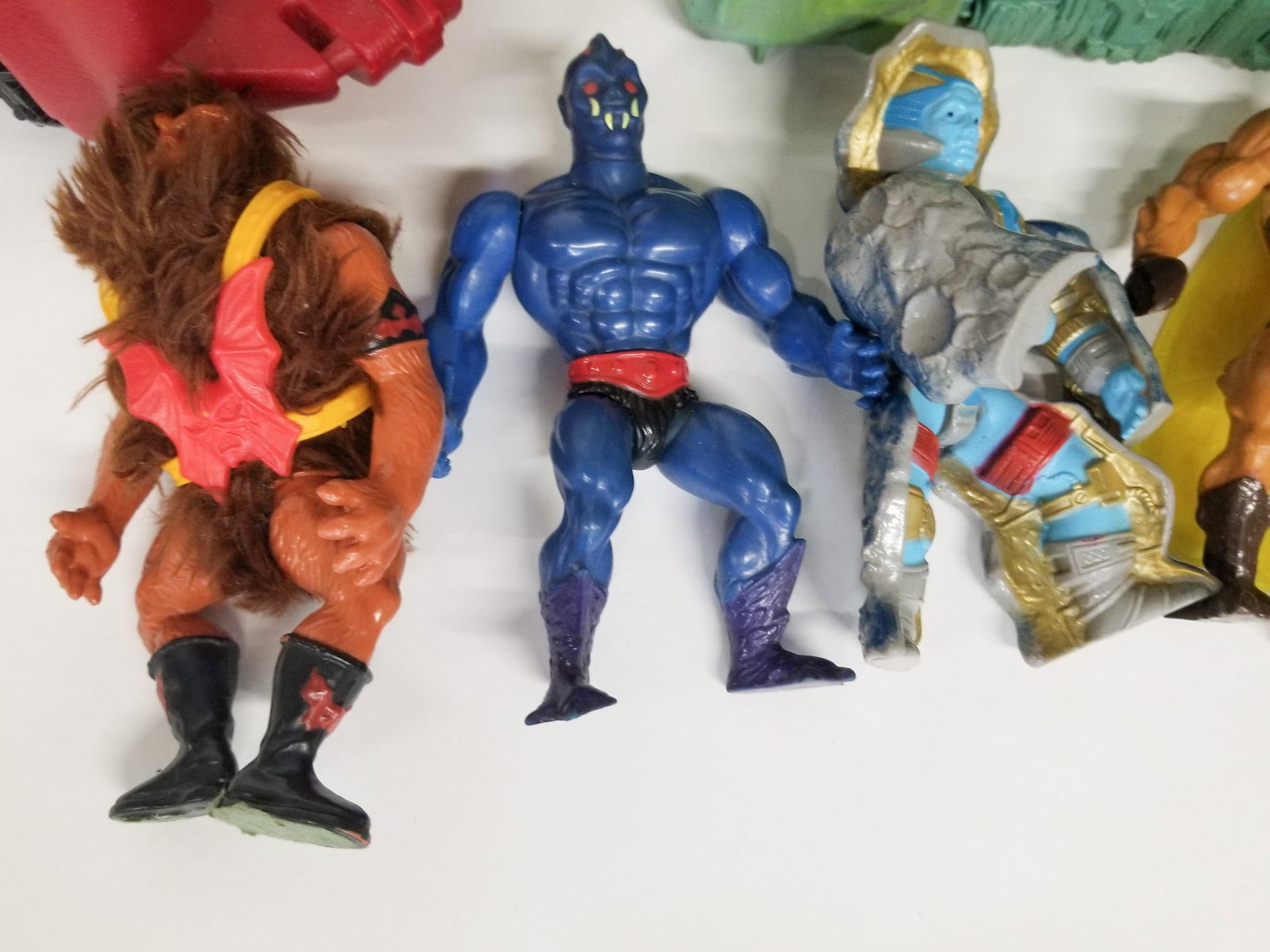 Masters of the Universe Action Figures ft. Castle Grayskull Playset - 3