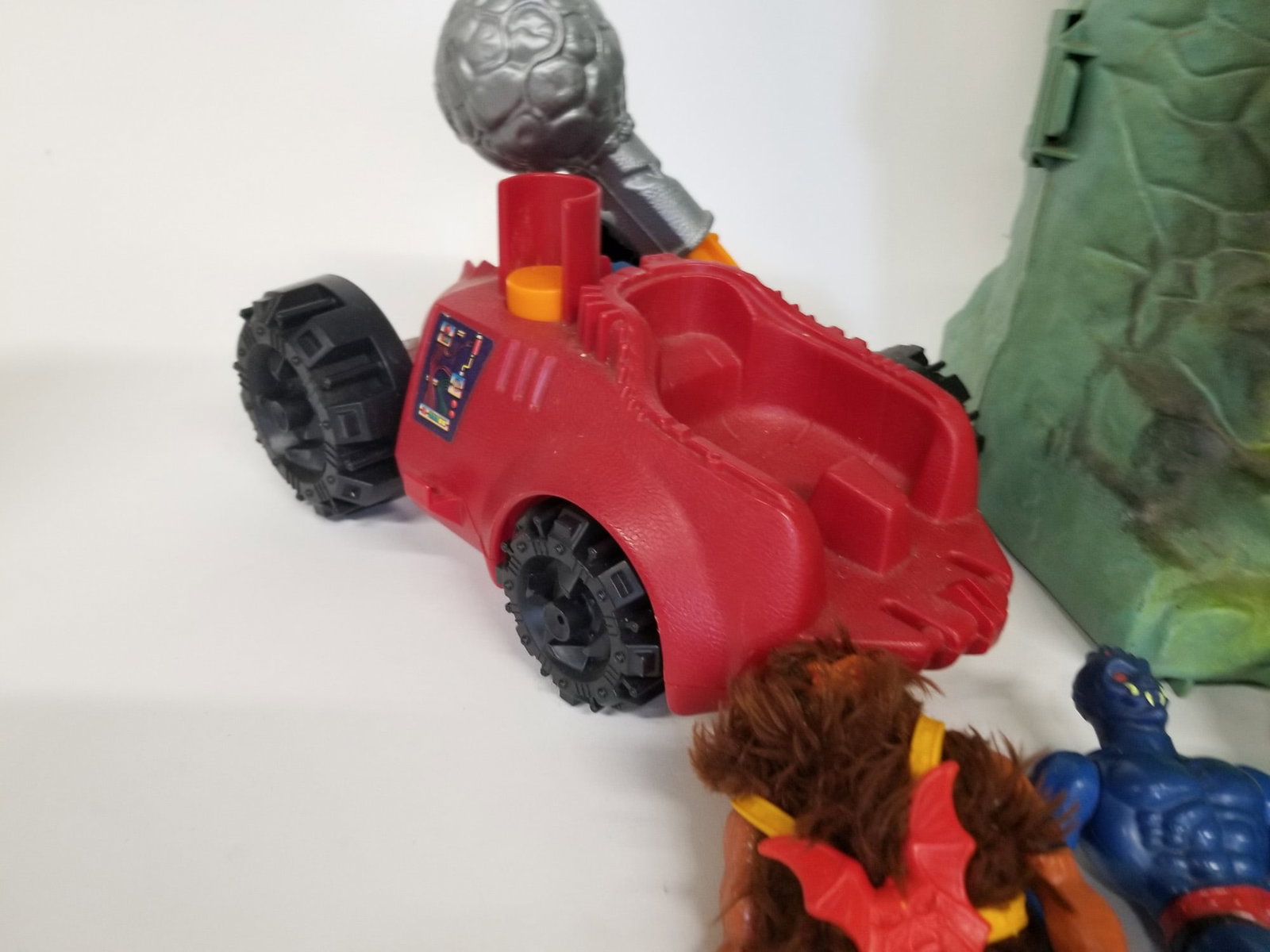 Masters of the Universe Action Figures ft. Castle Grayskull Playset - 5