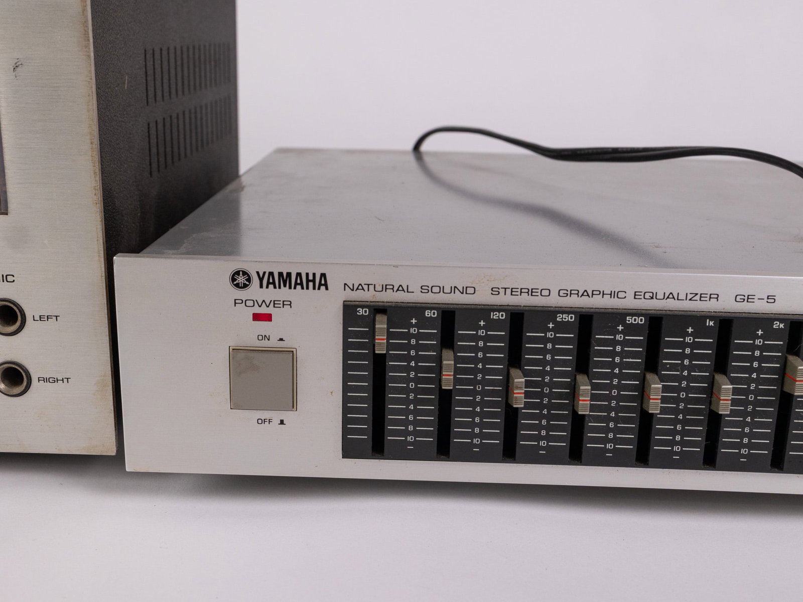 Pair of Audio Equipment ft. Yamaha & Toshiba - 5