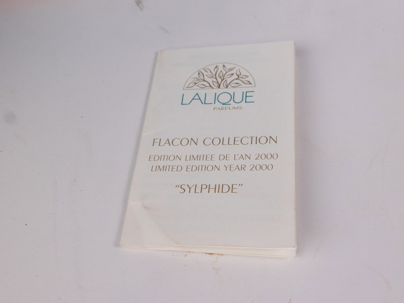 Lalique "Two Fleurs" Perfume Bottle with "Sylphide" Box - 2