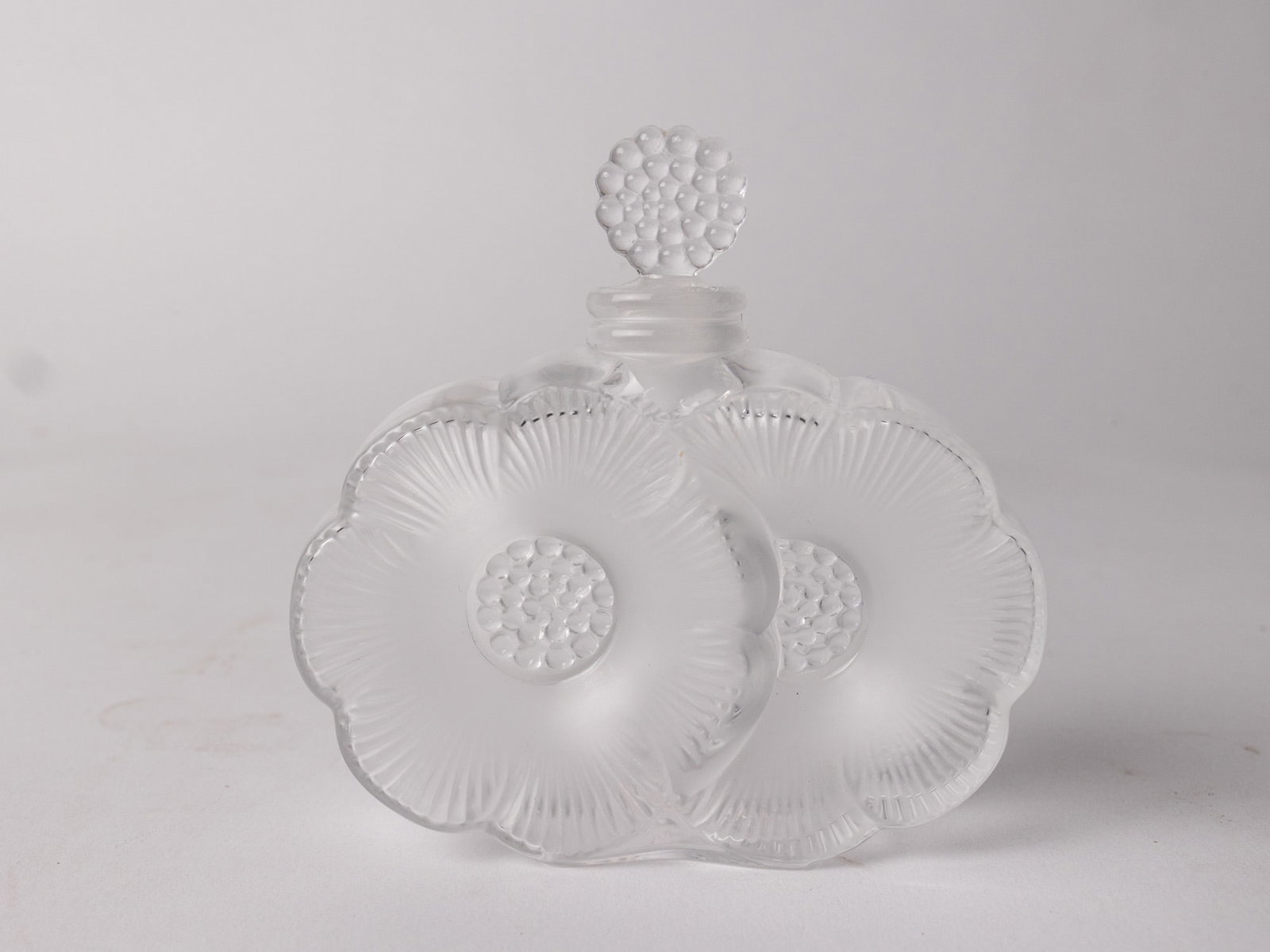 Lalique "Two Fleurs" Perfume Bottle with "Sylphide" Box - 3