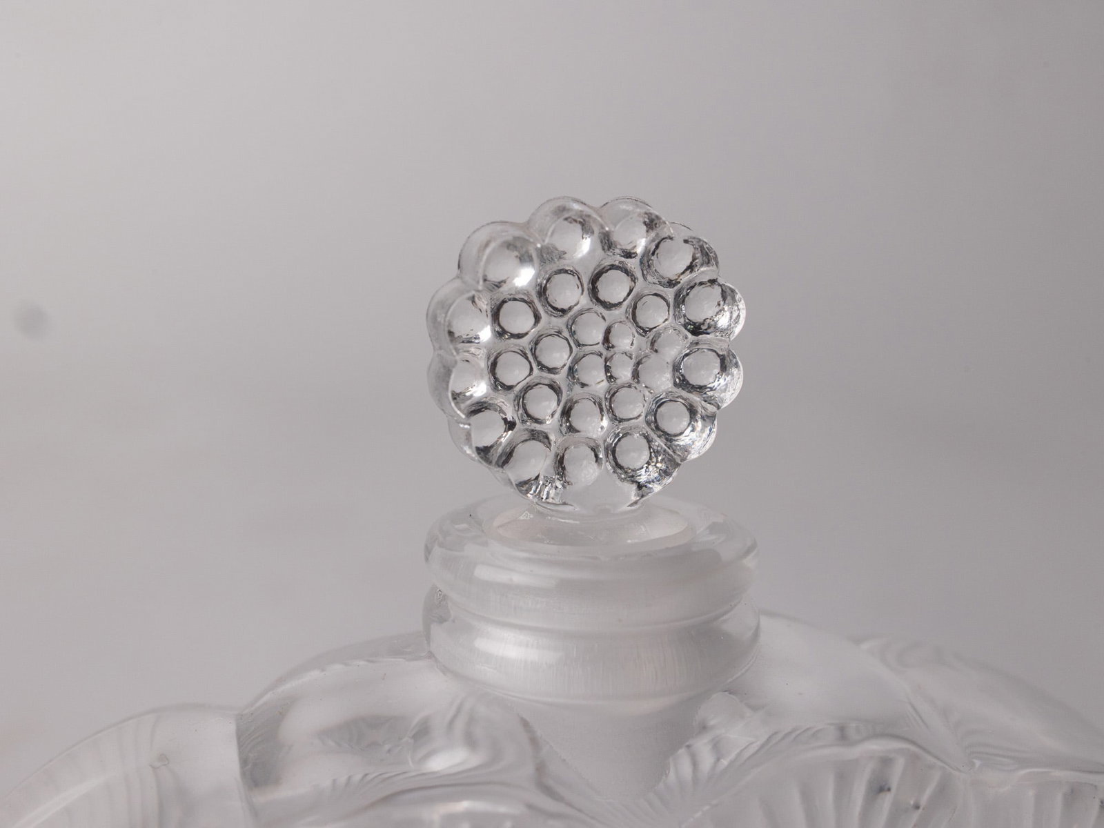Lalique "Two Fleurs" Perfume Bottle with "Sylphide" Box - 5