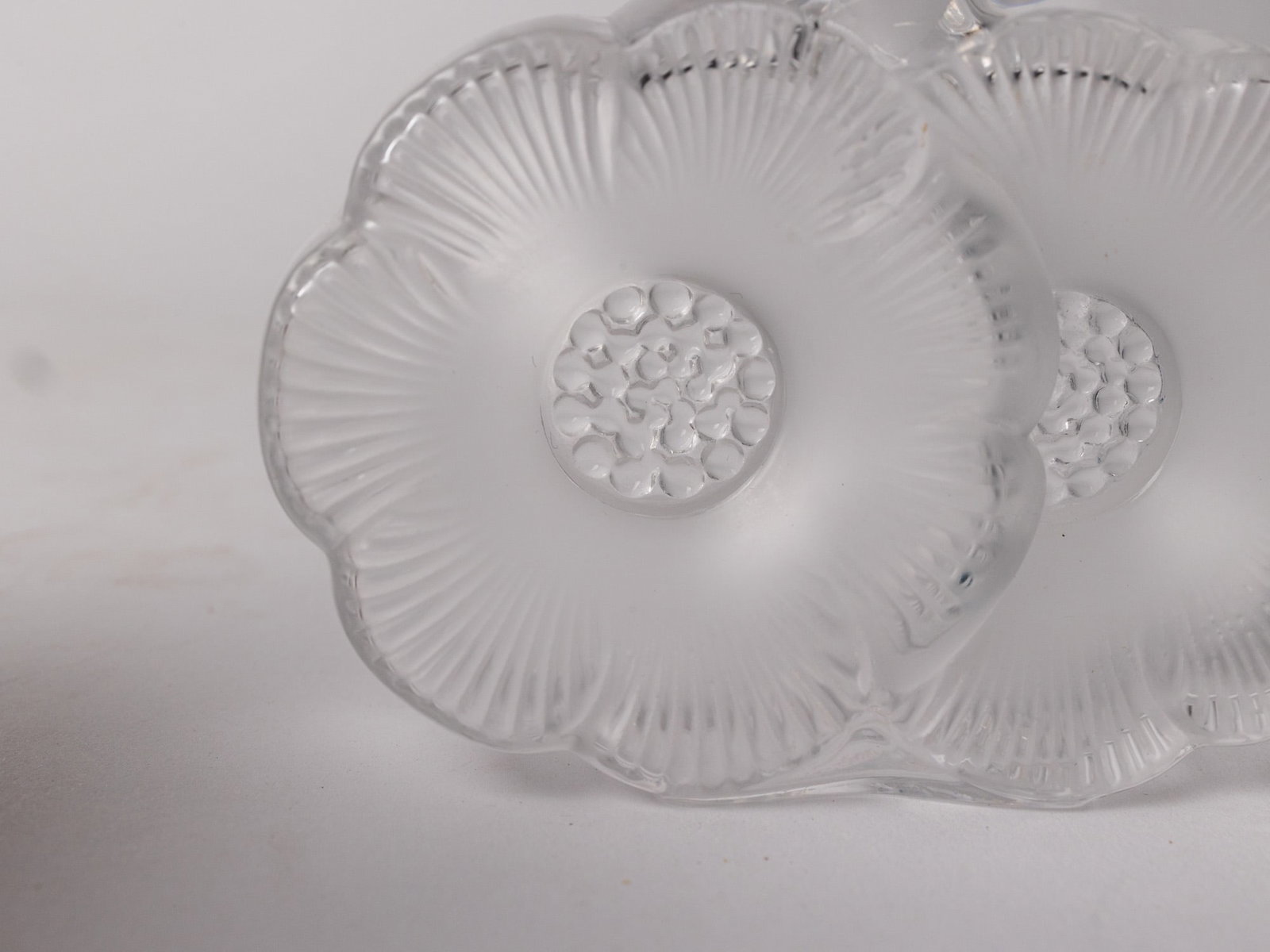 Lalique "Two Fleurs" Perfume Bottle with "Sylphide" Box - 7