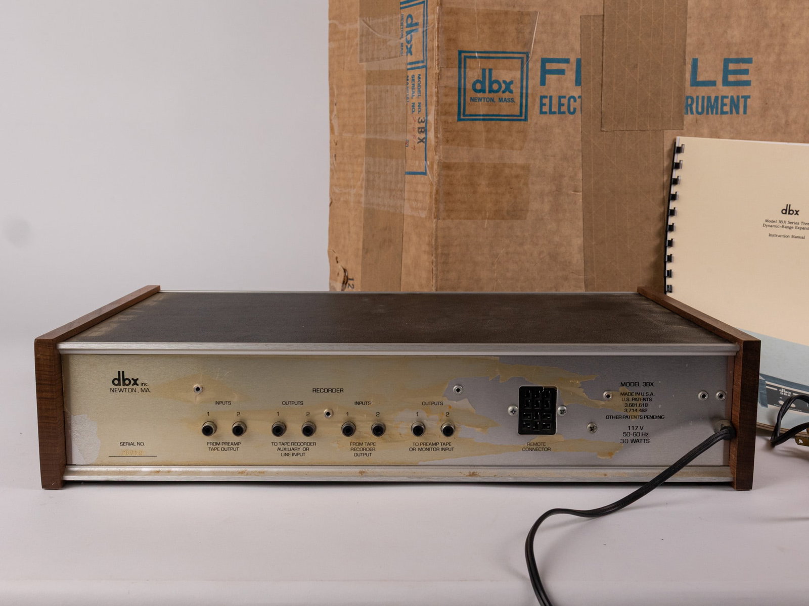 DBX Three Band Dynamic Range Enhancer 3BX - 4