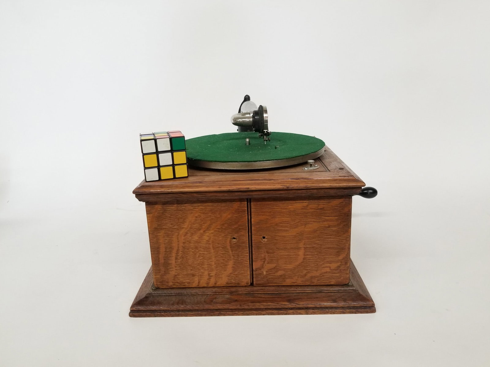 Victor Talking Machine VV-IVA - 2