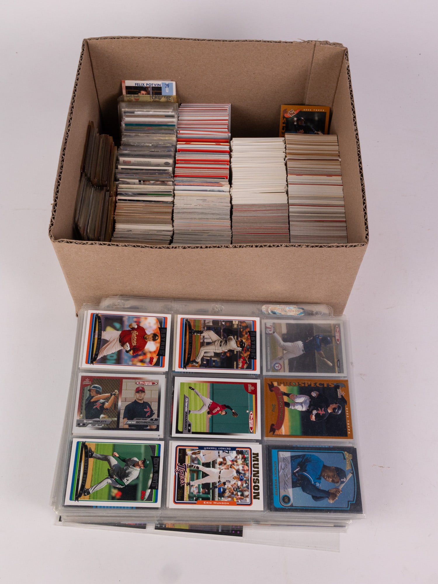 Assortment of Sports Cards (1 of 4)