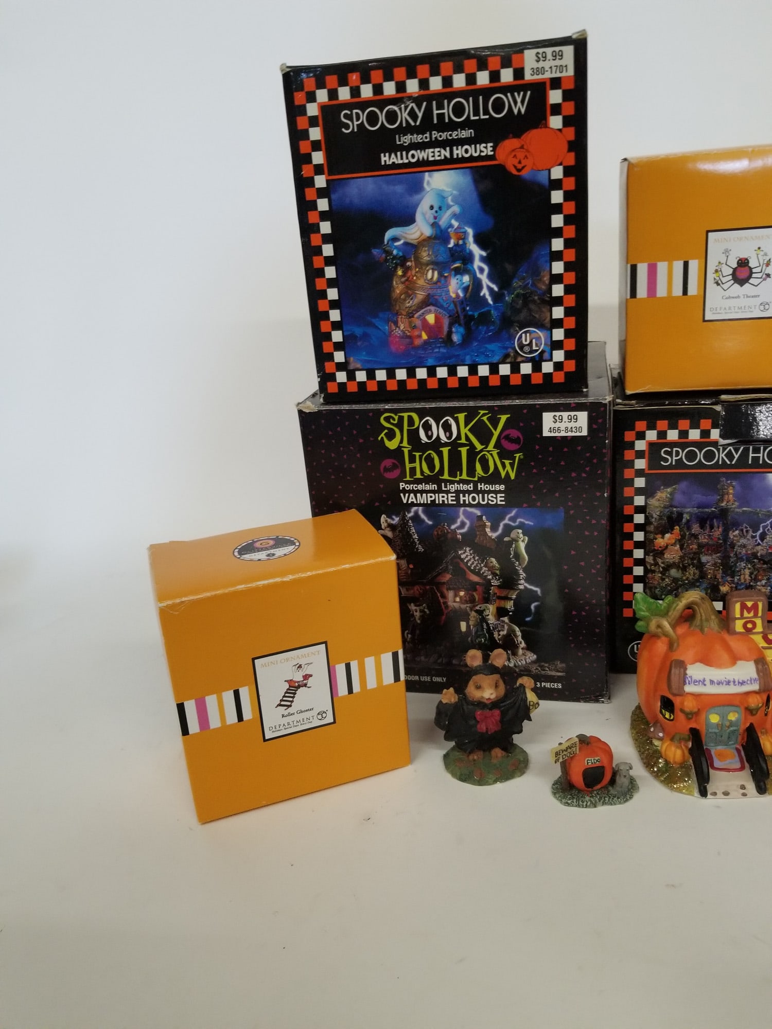 Assortment of Halloween Village Decor - 5