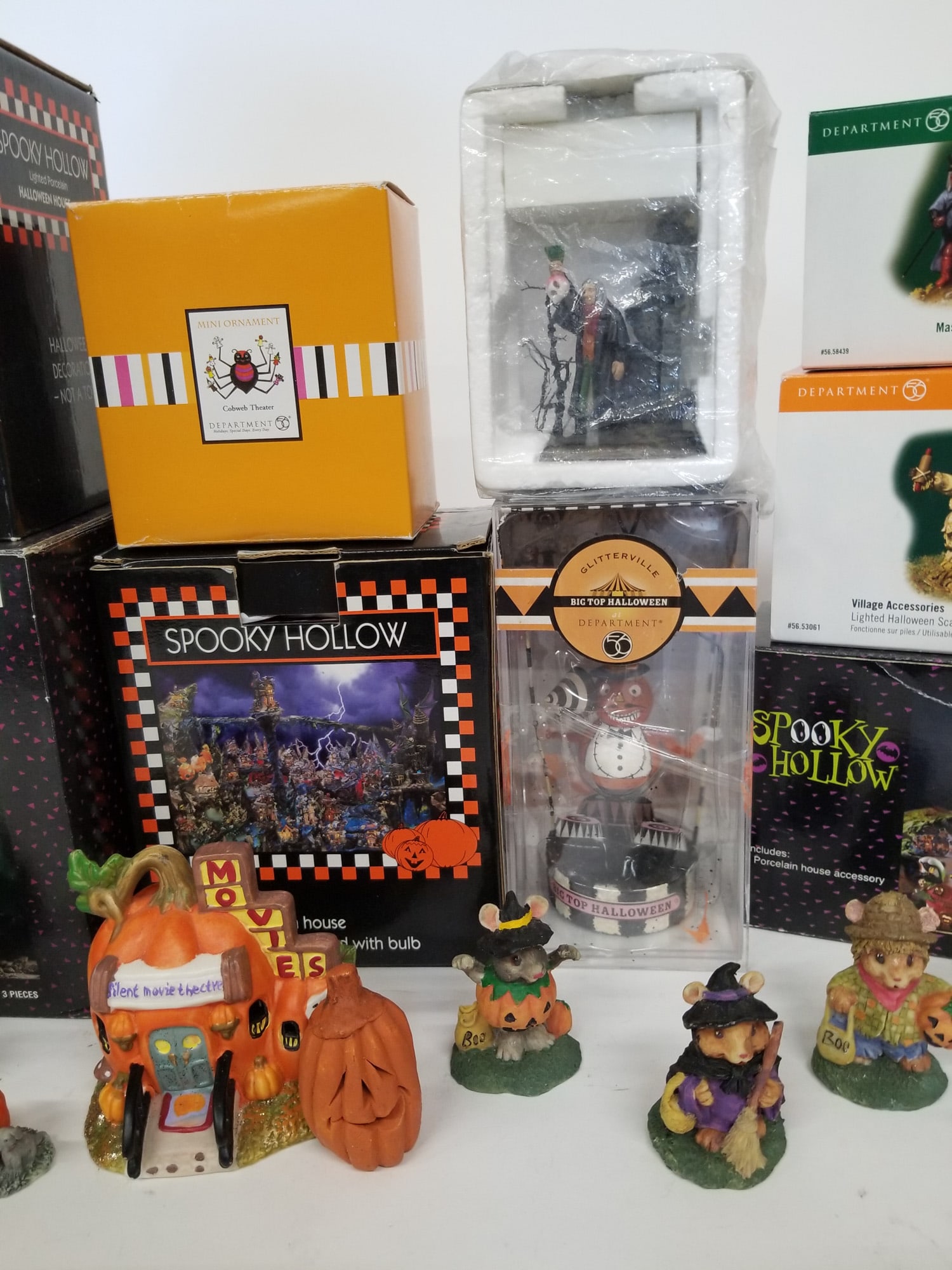 Assortment of Halloween Village Decor - 6
