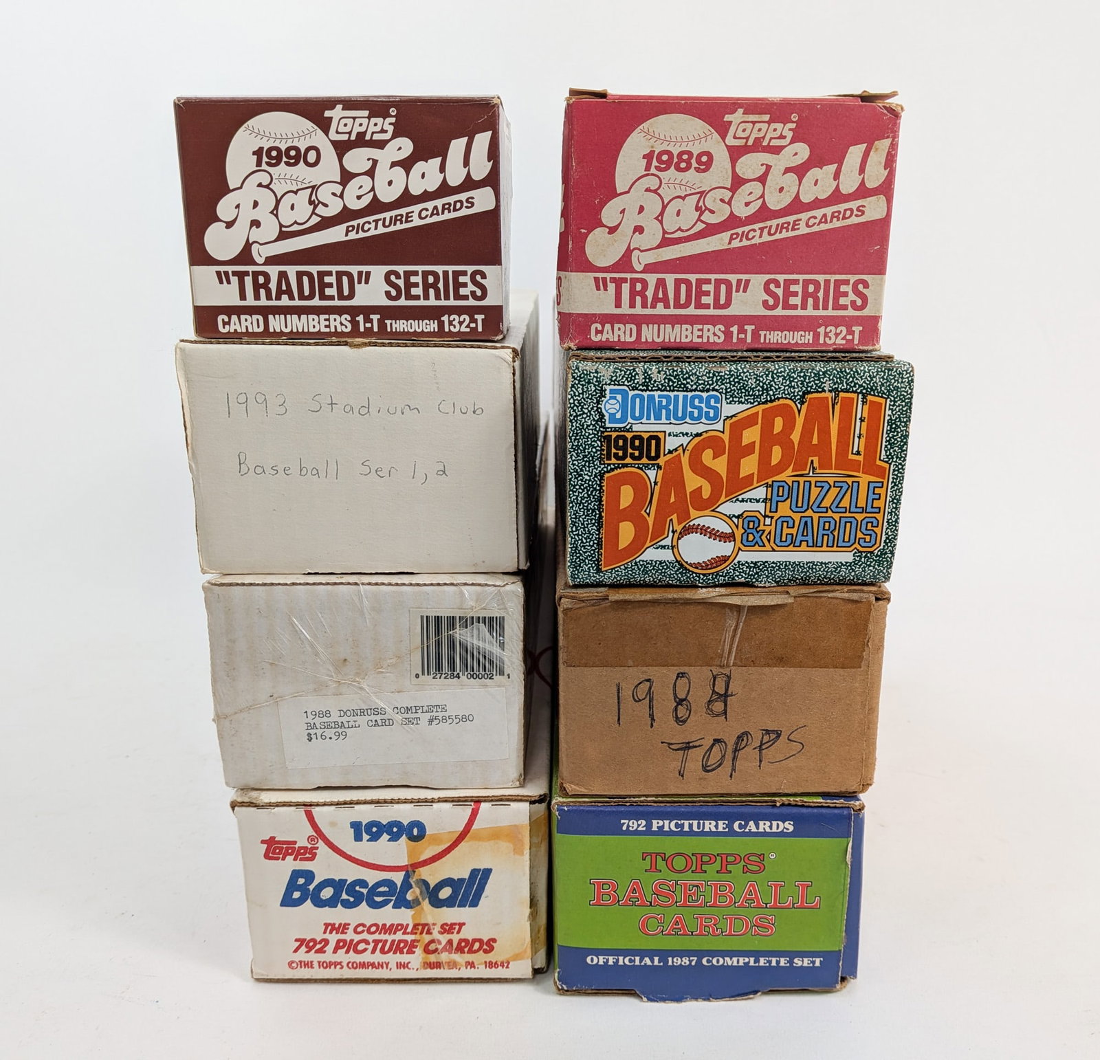 Assortment of Baseball Trading Cards ft. Topps (1 of 2)