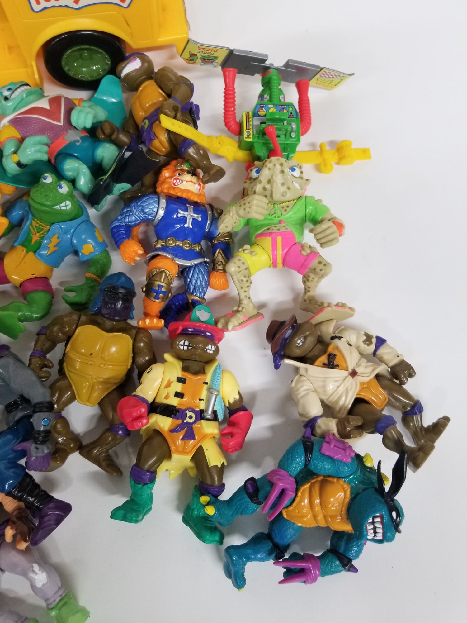 Assortment of Vintage 1990s Teenage Mutant Ninja Turtles ft. Party Van - 5