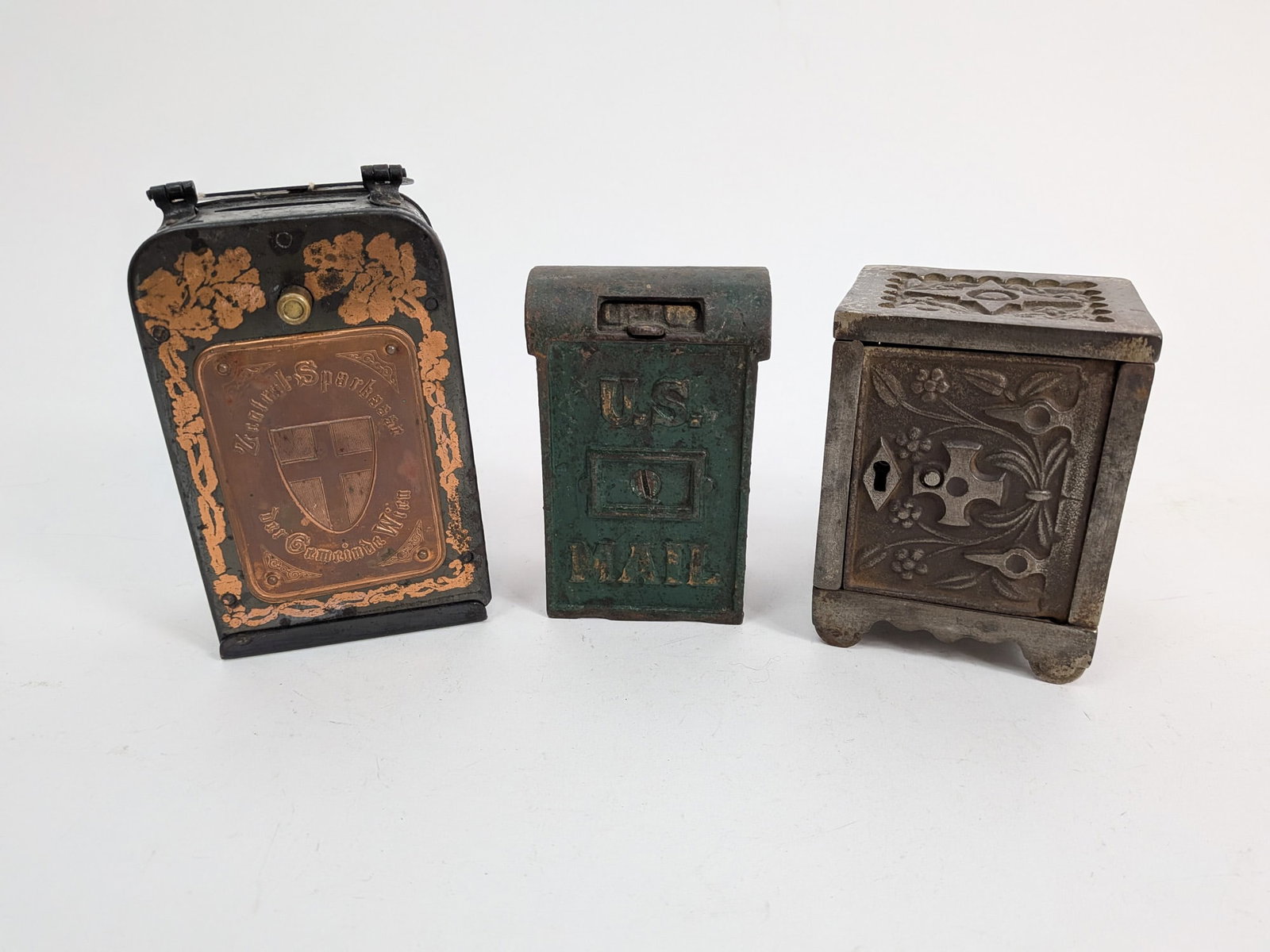 Three Cast Iron Still Banks: Three Cast Iron Still Banks Size 7" x 12" x 12" Literature Brooks Auction – Online Auction Terms & Conditions