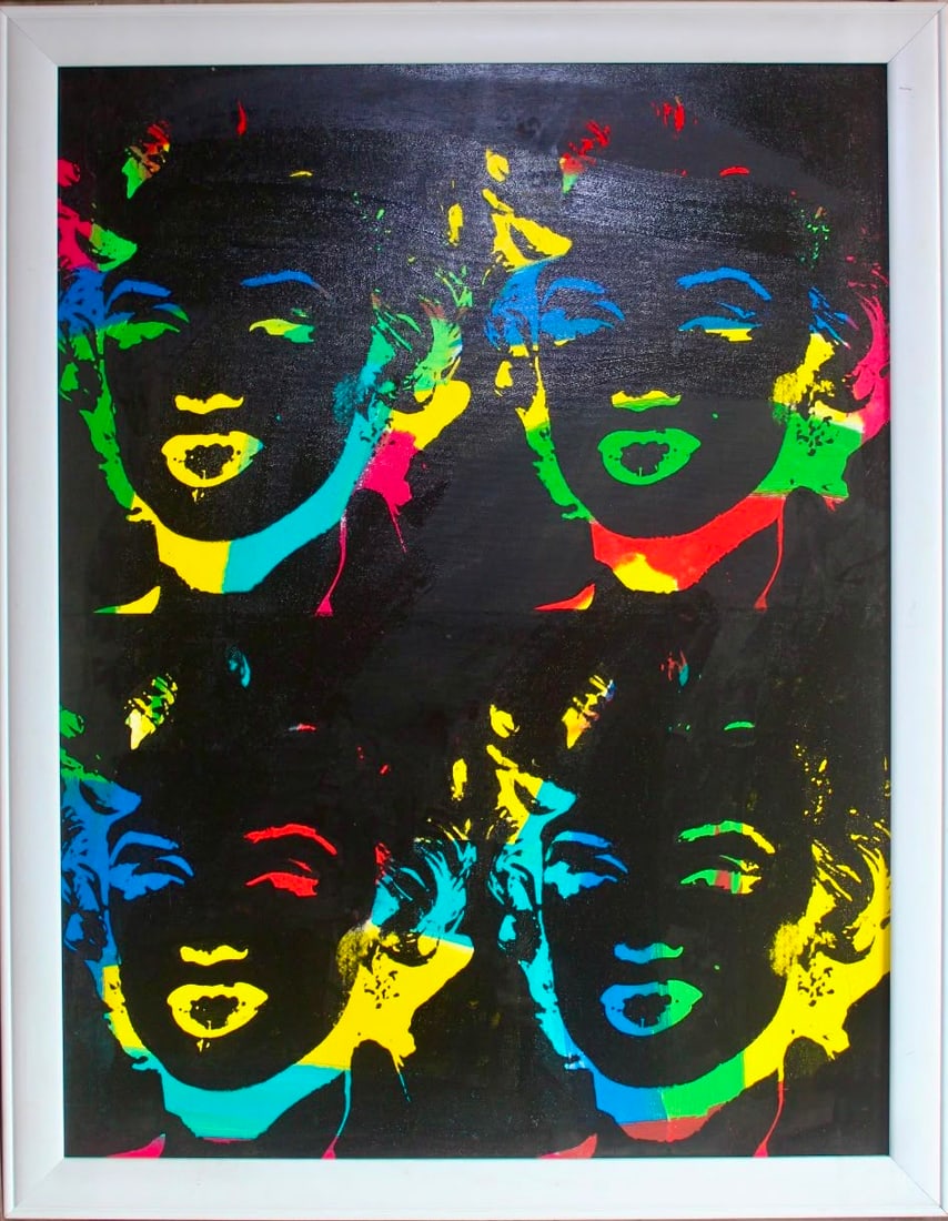 Andy Warhol American 1928–1987 Silkscreen on Canvas Painting in the Style of Marilyn Monroe Pop: Title: Marilyn Monroe Technique: Silkscreen on canvas Measures: 36 x 27 inches (91.4 x 68.6 cm) Year: Circa late 20th century Pop Art period Condition: Good condition. Surface presents stable silkscre