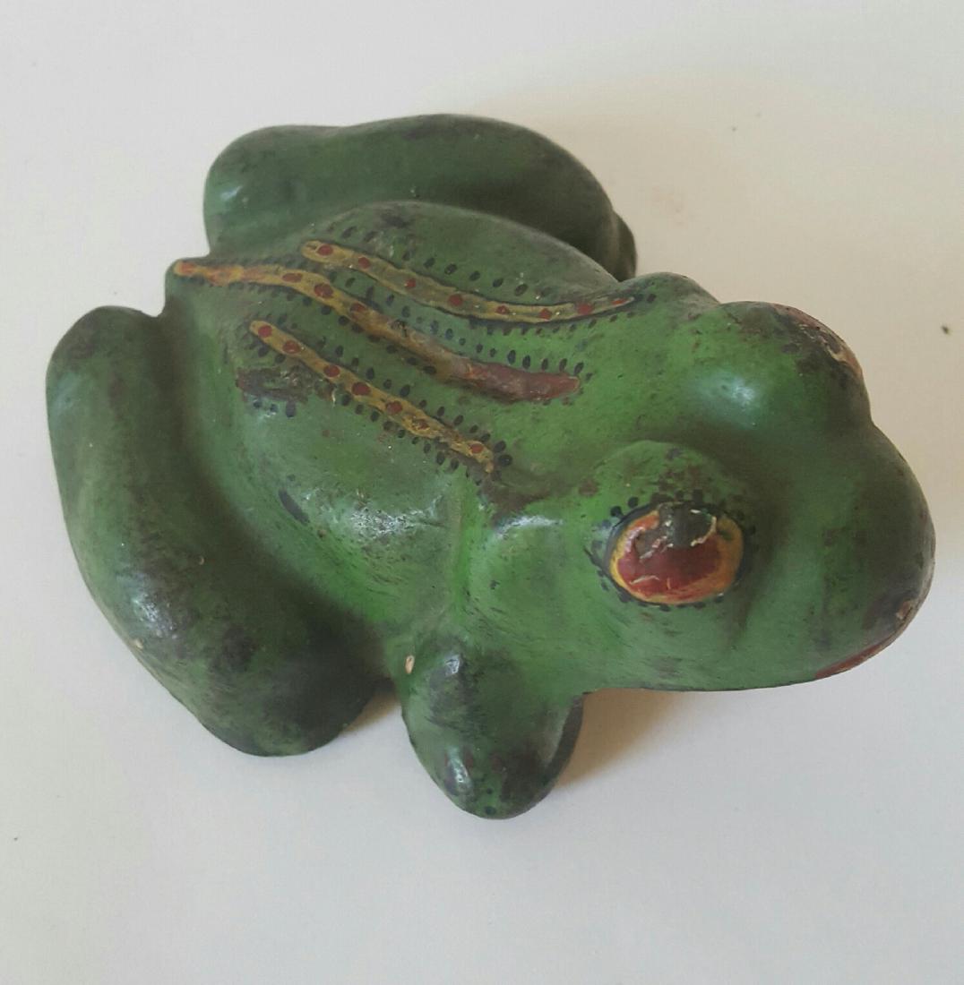 Decorated Cast Iron Frog (1 of 4)