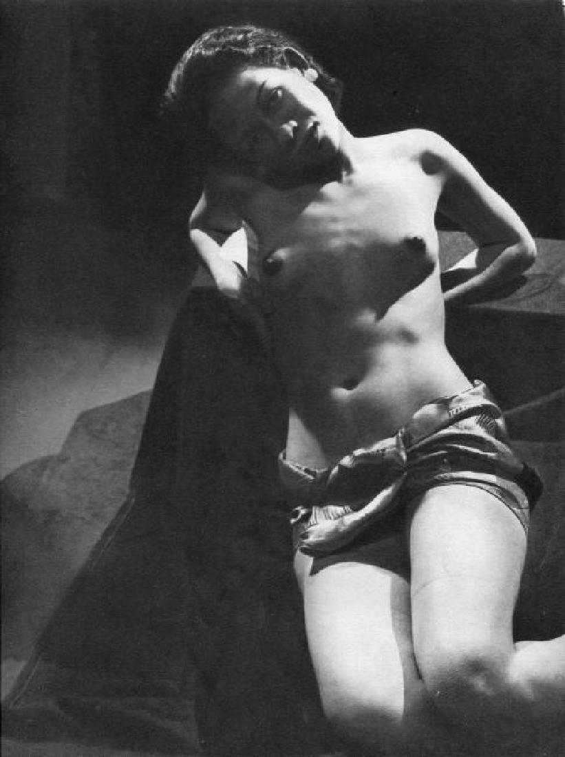 MAN RAY - Nude: Artist: MAN RAY - Nude Printing Date: 1930s Medium: Vintage Sheet-Fed Gravure Printer: La Neogravure - Paris in 1935 Image size (inches) approx. 8 x11 Man Ray, original name Emmanuel Radnitzky, was bo