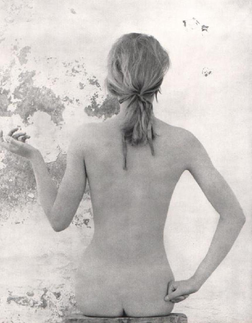 MARCEL VERONESE - Back: Artist: MARCEL VERONESE Print Title: Back Medium: Sheet-fed Gravure Printed in France in 1968 Image size (inches) approx. 10 x 13 No Reserve: This lot starts at $1 and has no reserve as a courtesy so 