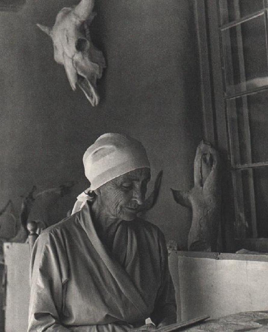 TODD WEBB - Georgia O' Keefe: Artist: TODD WEBB Print Title: Georgia O'Keefe Medium: Sheet-Fed Gravure Printed 1984 in Japan Image size (inches) approx. 9 x 11" No Reserve: This lot starts at $1 and has no reserve as a courtesy so