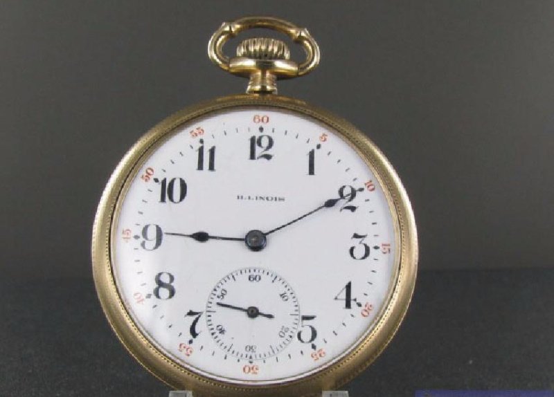Illinois Central 2 Size Gold Filled Pocketwatch (1 of 2)