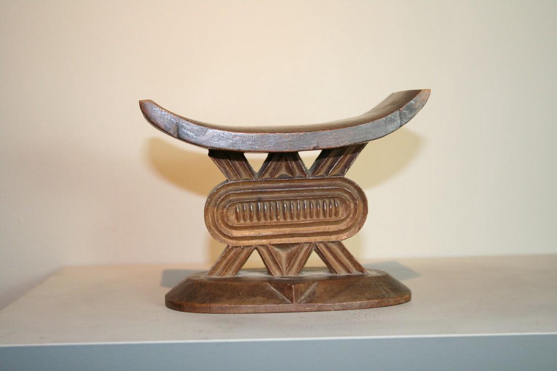 Shona Headrest (1 of 5)