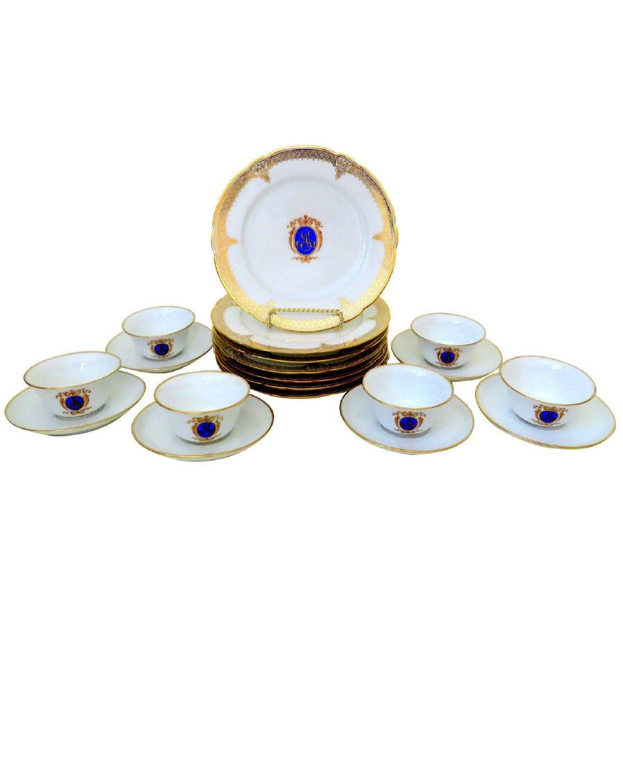 18 Pieces of Louis-Philippe Paris porcelain dinnerware (1 of 5)