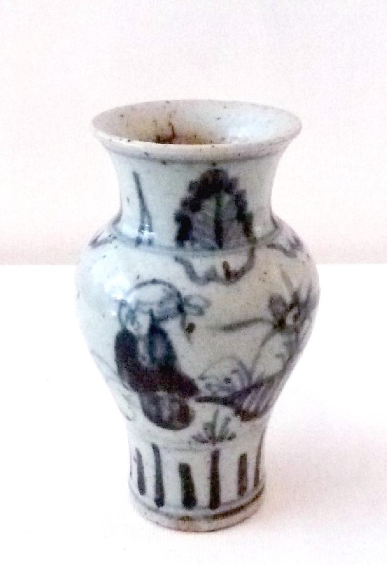 Chinese Ming Small Blue & White Vase (1 of 3)