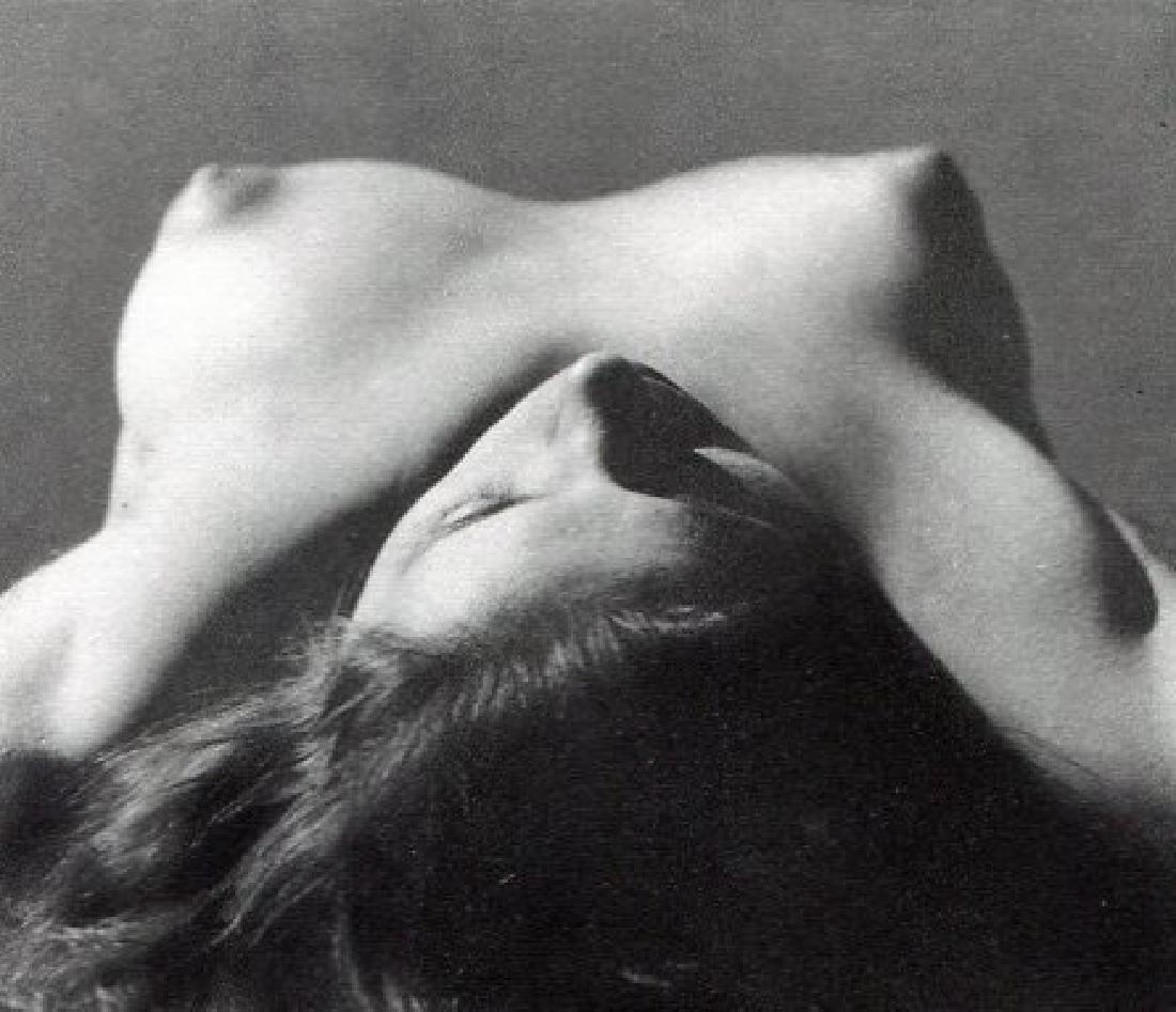 FRANTISEK DRTIKOL - NUS II: Artist: FRANTISEK DRTIKOL Print Title: NUS II Medium: Vintage Sheet-fed Gravure Printing Date: 1935 Printer: Neogravure, France Image Size: 4.5" X 4" Frantisek Drtikol was a Czech photographer whose p