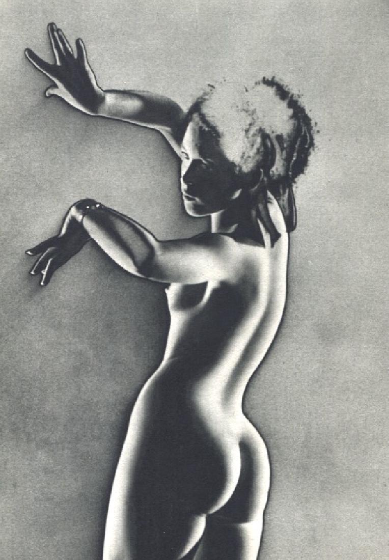 LOU JACOB JR - Solarized Nude: Artist: LOU JACOB JR Print Title: Solarized Nude Medium: Sheet-fed Gravure Printed in 1951 Printer unknown Image size approx. 5.5 x 7.5" No Reserve: This lot starts at $1 and has no reserve as a court