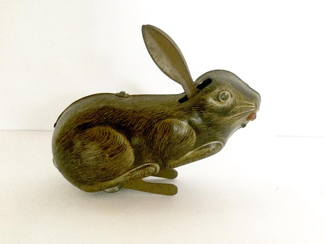 Rabbit Wind Up Toy (1 of 4)