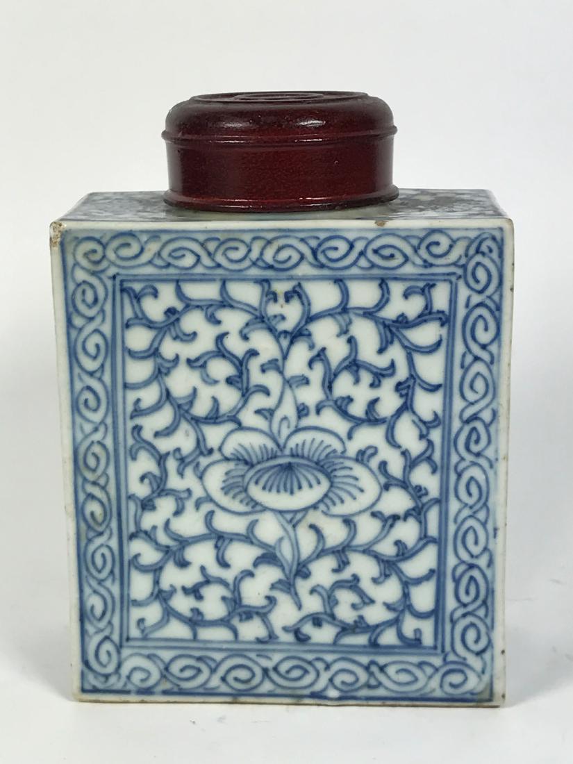 Chinese Qing Blue White Tea Caddy & Wood Top, 19th C (1 of 6)